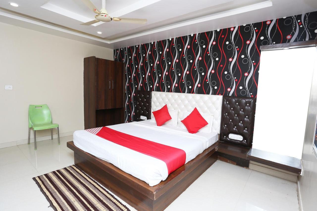 Oyo Flagship 43897 Redstone Hotell Gwalior Exteriör bild