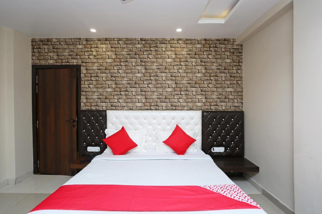 Oyo Flagship 43897 Redstone Hotell Gwalior Exteriör bild